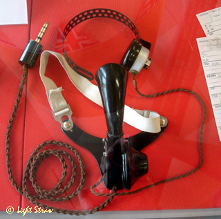 Breastplate transmitter with headband receiver