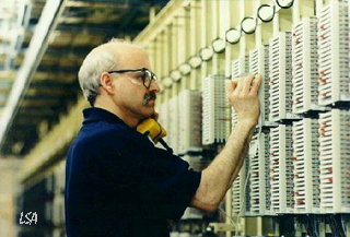 Checking for Dial Tone