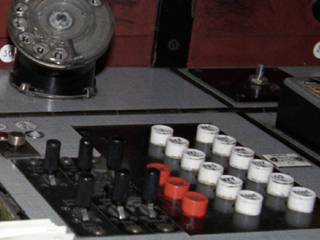 12 white keysender buttons
